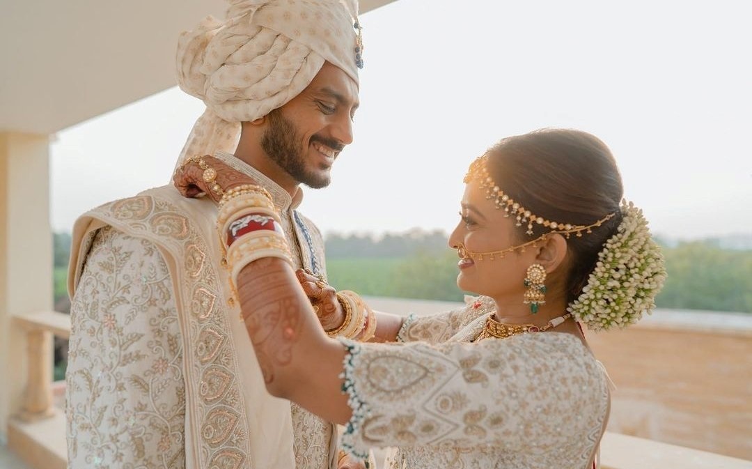 भारतीय दिग्गज आल राउंडर के शादी की तस्वीरें हुई वायरल